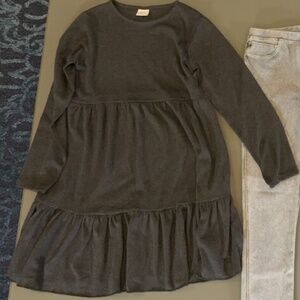 Zara Girls Dark Gray Knit Ruffled and Tiered Sweater Dress sz 11/12 NWOT